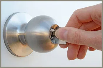 North Lawndale IL Locksmith Store North Lawndale, IL 773-614-4486